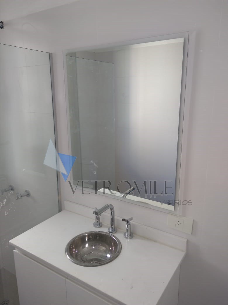 Espejo de baño Titular de resina natural Espejo de pared sin marco biselado oval Espesor 5mm Espejos de vanidad Espejo de aumento Espejo para maquillarse Espejo de la decoración del pasillo 